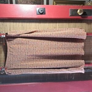 East 5th Fully-lined Patterned Midi Skirt